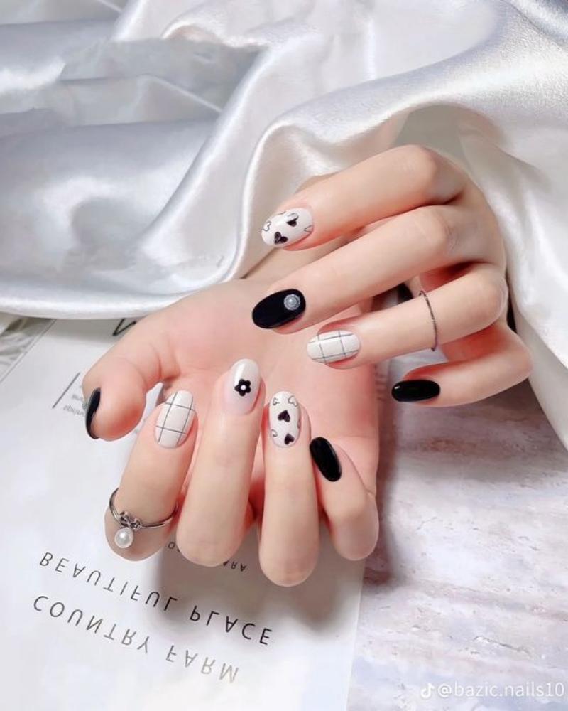 mẫu nail đen trắng