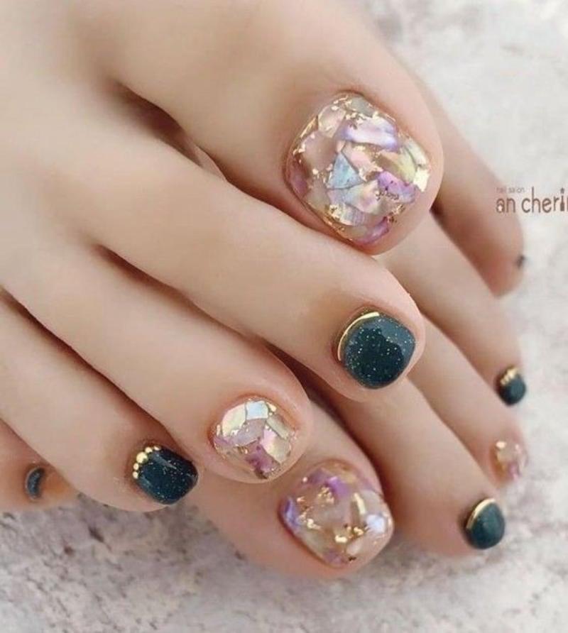 Những mẫu nail xà cừ đẹp, trendy và tôn da cho nàng mùa thu đông
