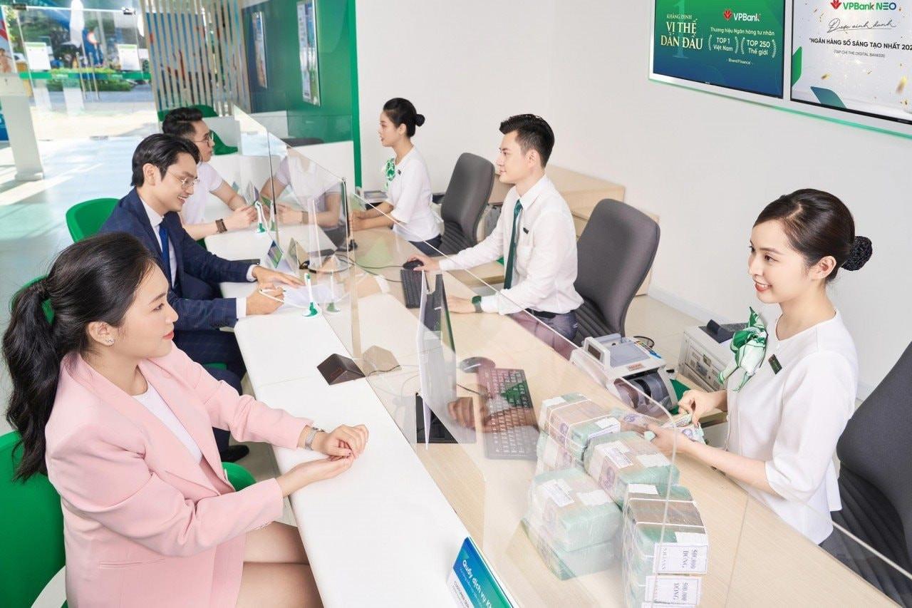 ngan hang vp bank.jpg