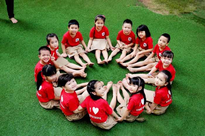 Đồng phục học sinh mầm non giúp tăng tinh thần đoàn kết