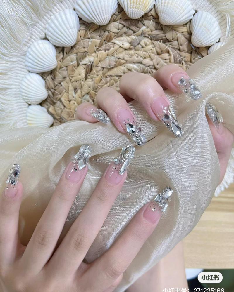 mau nail dinh da