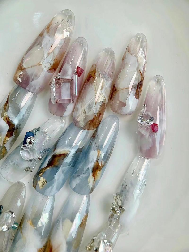 Móng tay nail vân đá là gì?