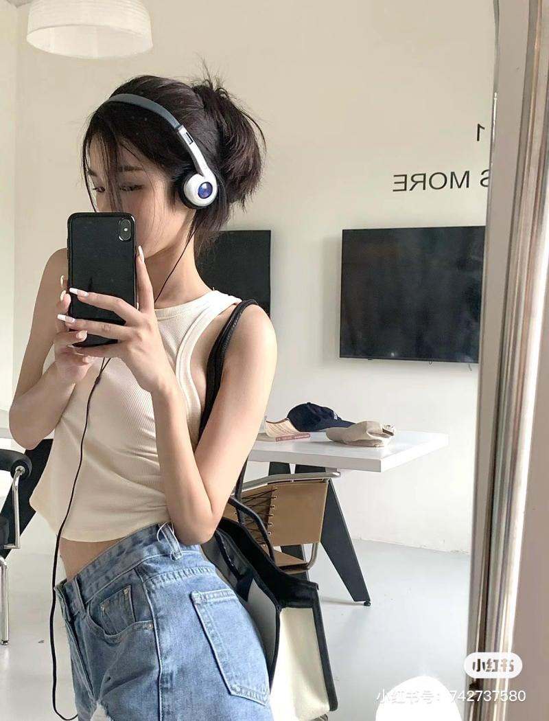 ảnh chụp gương che mặt