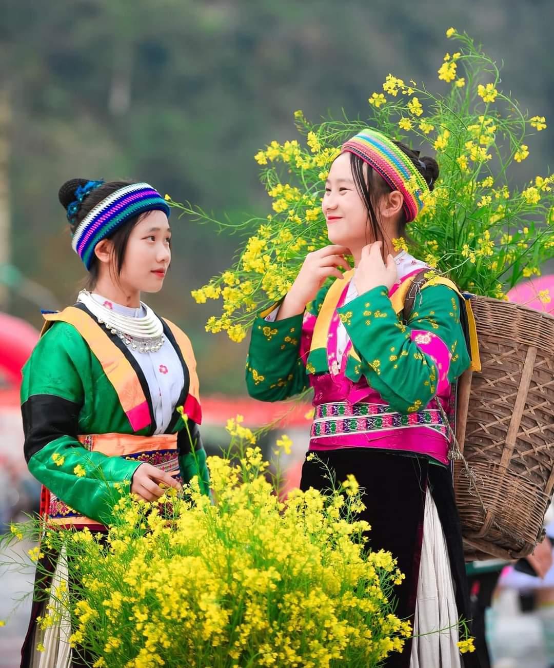 xung xinh vay ao 1 jpg