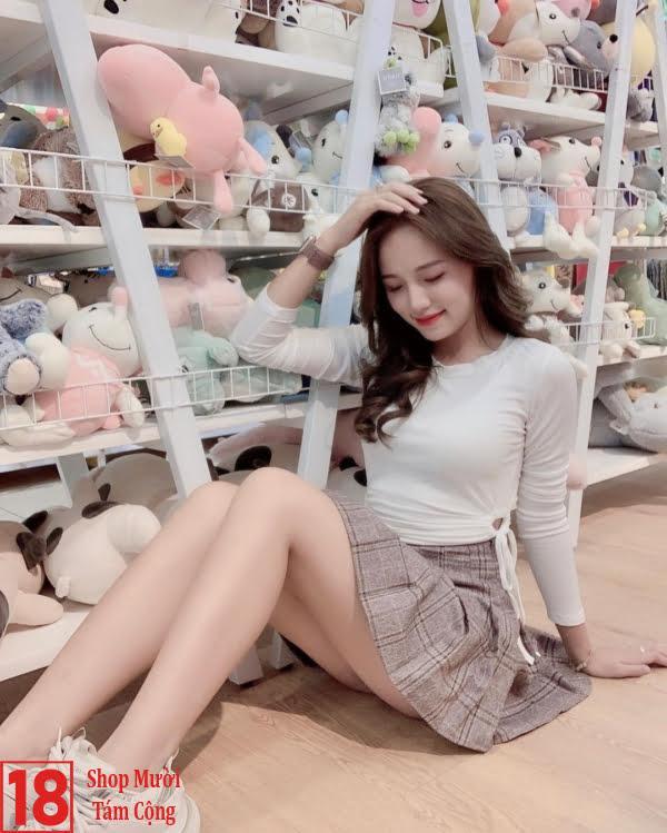 Gái Xinh Mặc Váy Ngắn