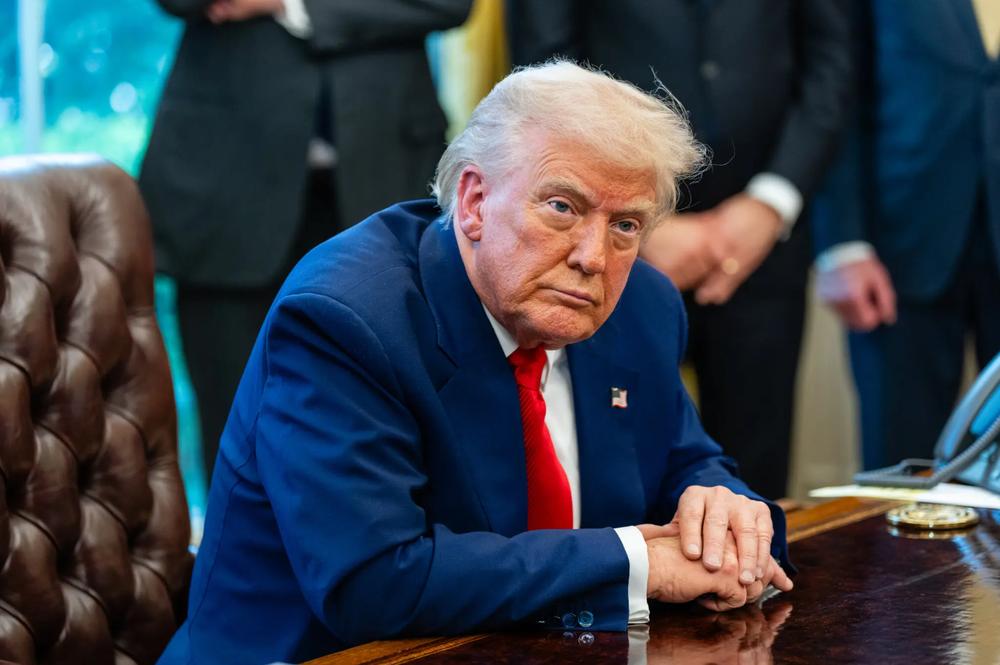 Tổng thống Trump ký sắc lệnh làm