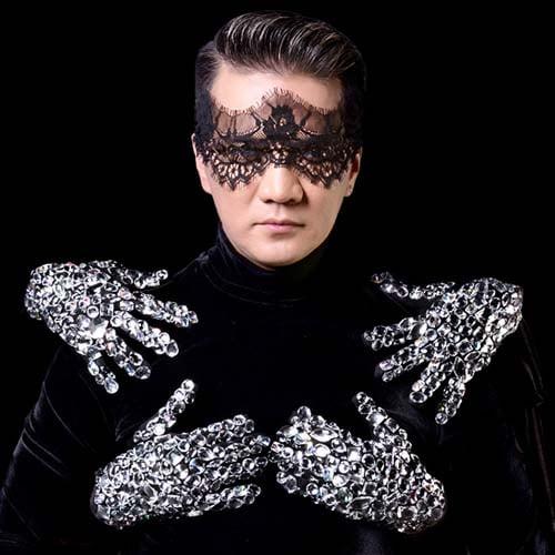 Nghệ sĩ bỏ tiền làm liveshow “khủng” tiền tỷ vẫn lỗ chỏng vó