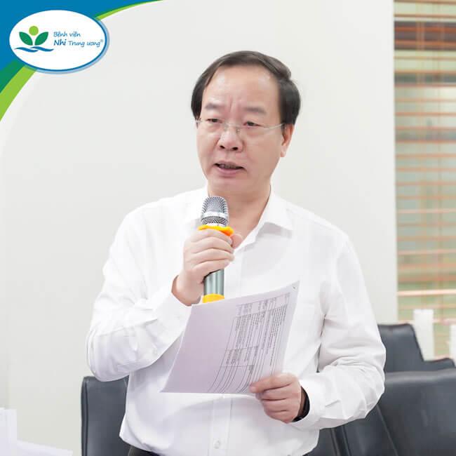 anh sau lung nam 1 jpg