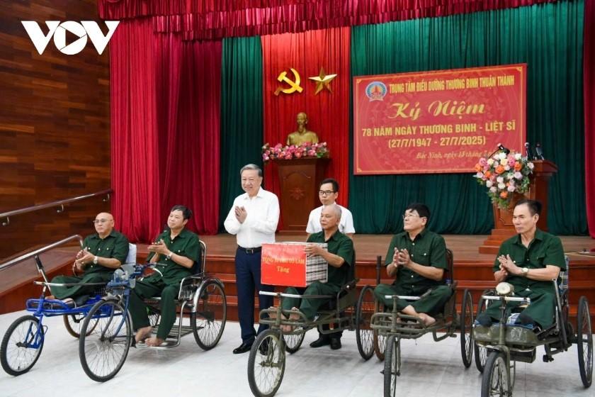 TBT To lam tham thuong binh bac ninh_f38d3e2e01.jpg