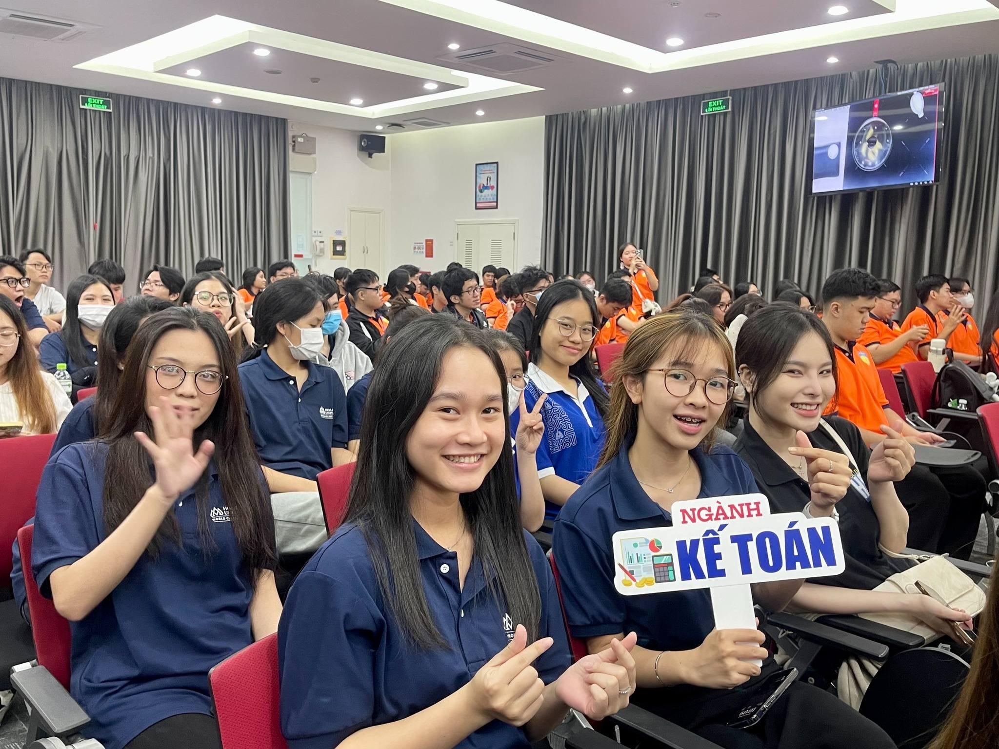 Ngành Kế toán thi khối nào? Học tổ hợp môn gì?