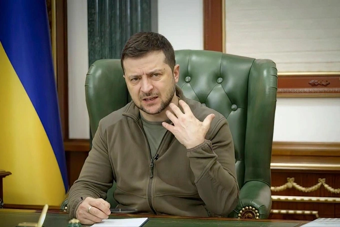 Ukraine nổi giận vì ông Elon Musk đăng ảnh chế mặt Tổng thống Zelensky - 1