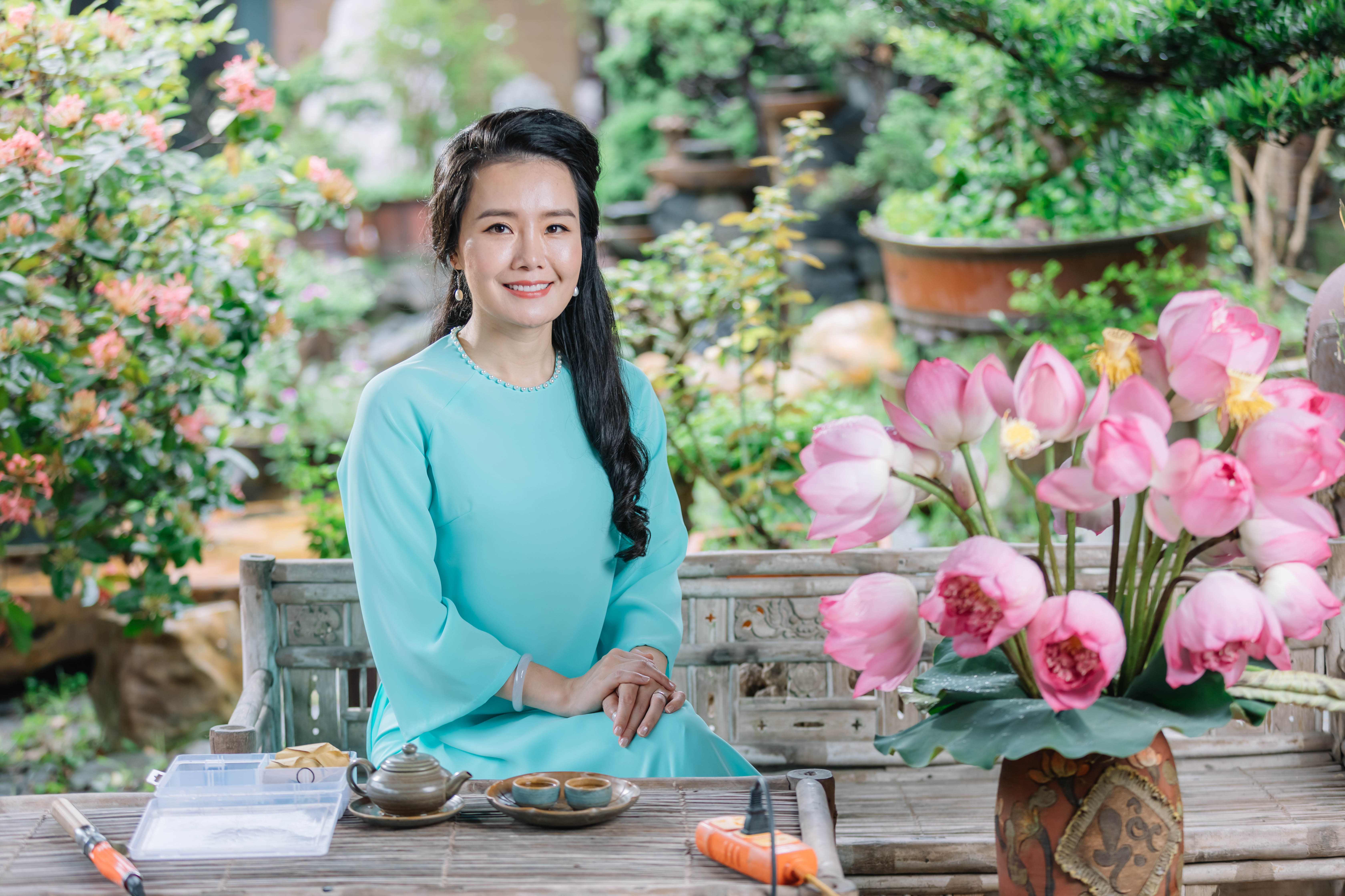 GIÁ TRỊ CỦA TÌNH YÊU THƯƠNG CON NGƯỜI TRONG CUỘC SỐNG