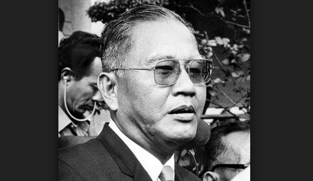 viet van ve nhan vat lich su 1 jpg
