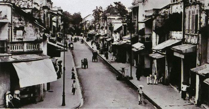 buc tranh pho huyen luc chieu tan 1 jpg