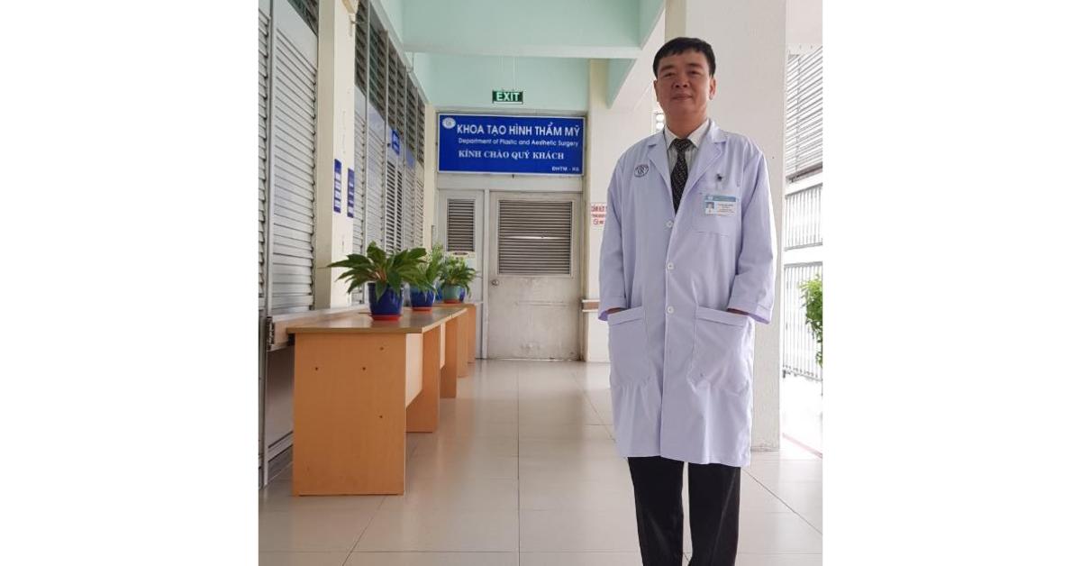 ThS.BS Chu Đình Khang chuyên phẫu thuật nâng ngực tại Bệnh viện Chợ Rẫy